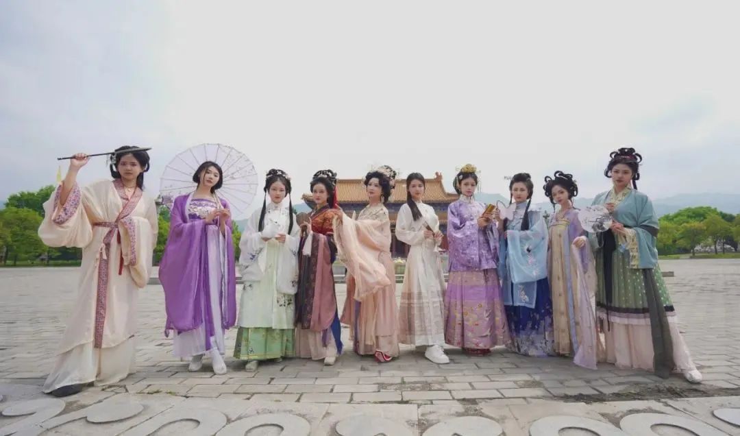 西安汉服旅拍全攻略:5大热门打卡地,拍出千年古都的绝美大片 - 第9张
