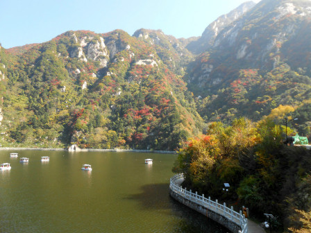 翠华山绚丽秋景