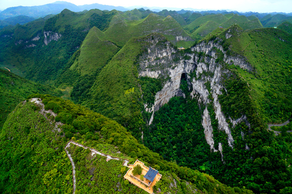 百色旅游攻略必玩的景点（广西百色十大旅游景点）