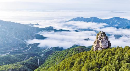 日前，无人机拍摄的白石山景区。涞源县委宣传部供图