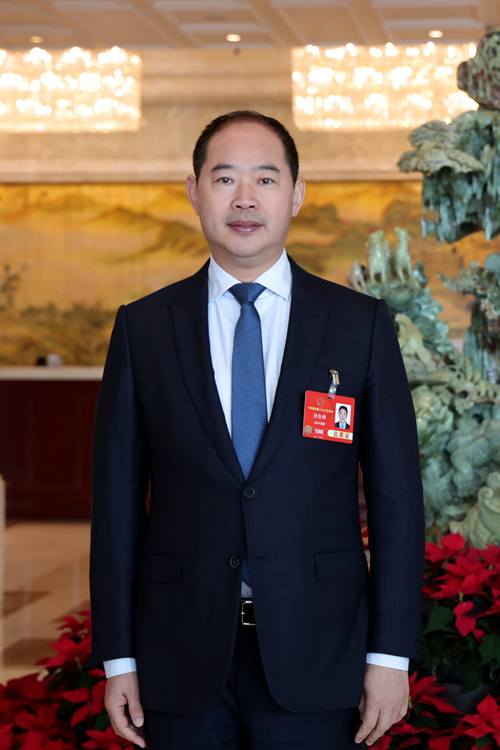 全国人大代表,山东鲁花集团有限公司党委书记、董事长孙东伟。 受访方供图