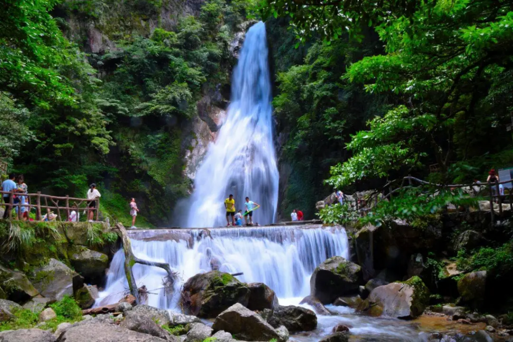 株洲旅游十大必去景区（湖南株洲旅游景点大全排名）