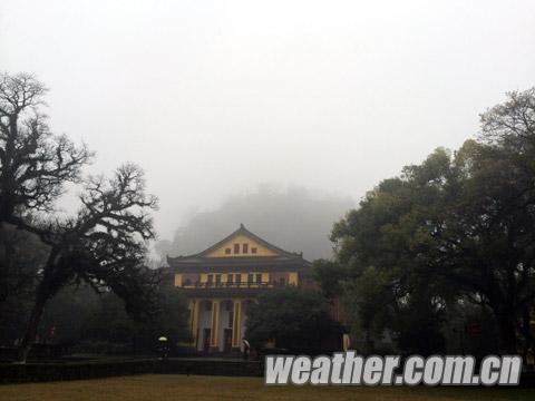 桂林3月上旬雨日多 开始进入烟雨旅游季节