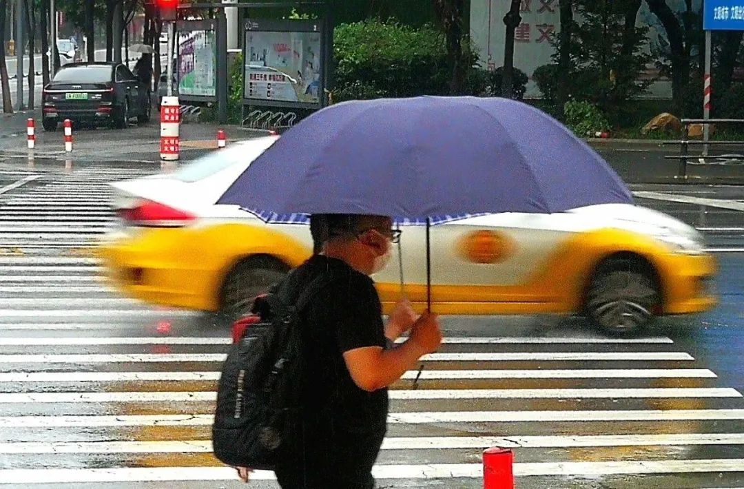 注意!小雨伴有雷电、短时大风、冰雹等强对流天气马上到!沈阳城区主要降水时段为……