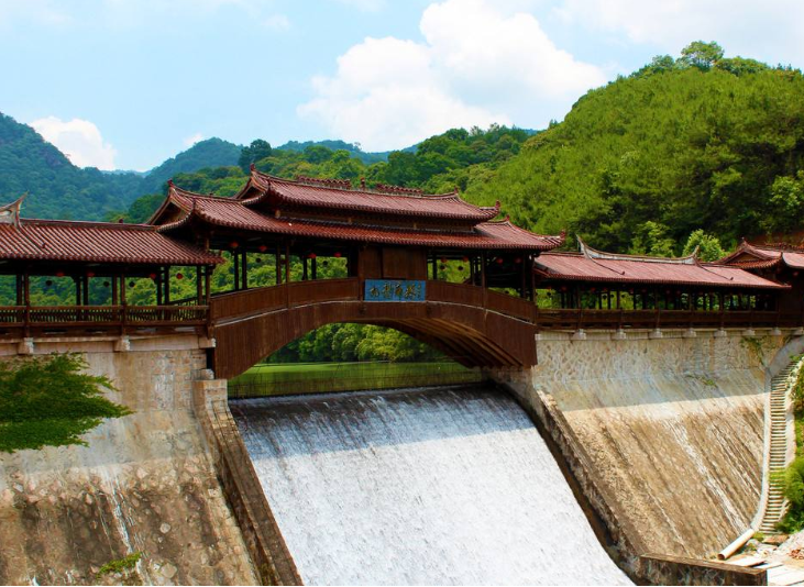 福建南平旅游景点大全排名（南平旅游必去十大景点）